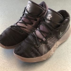 Black on black Kyrie Flytrap sneakers, size 9.5.